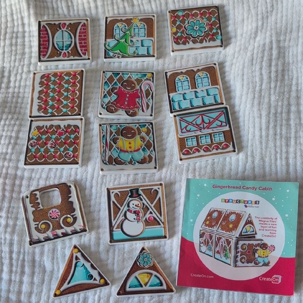 CreateolOn Magna Tiles Gingerbread Candy Cabin